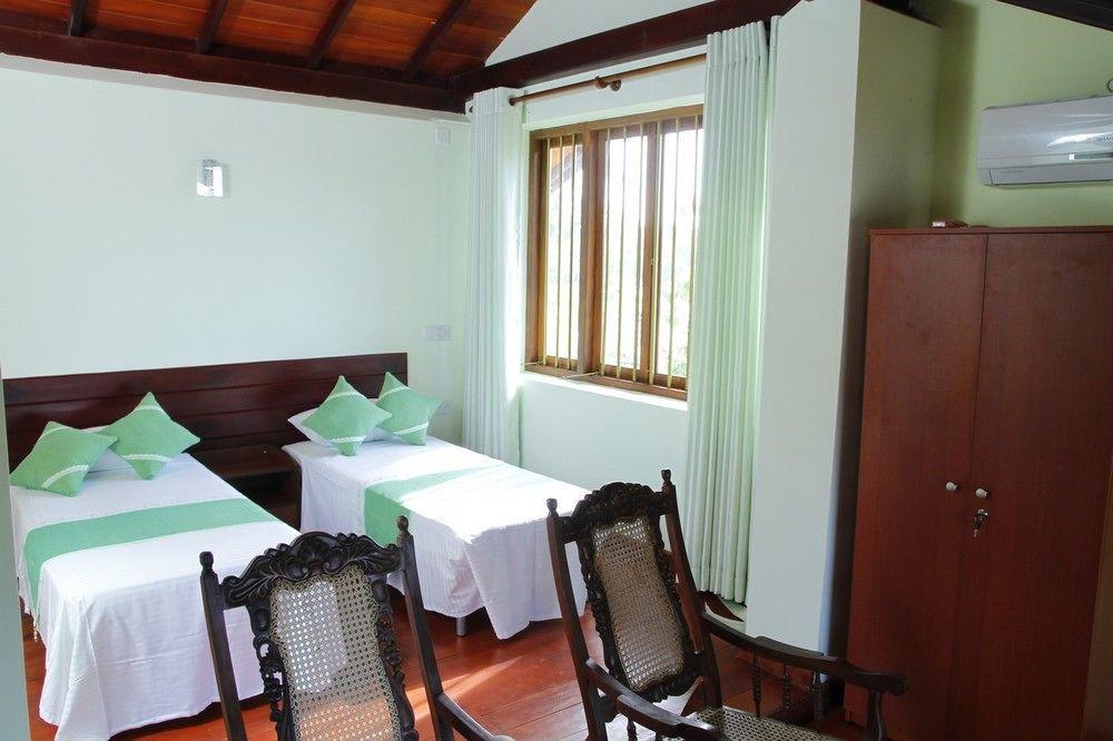 Acquabey Surf Villa Matara Dış mekan fotoğraf